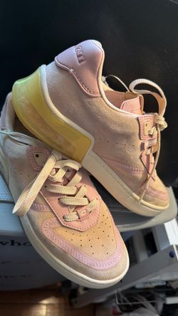 Coach Low-Top Sneakers Pink Suede
