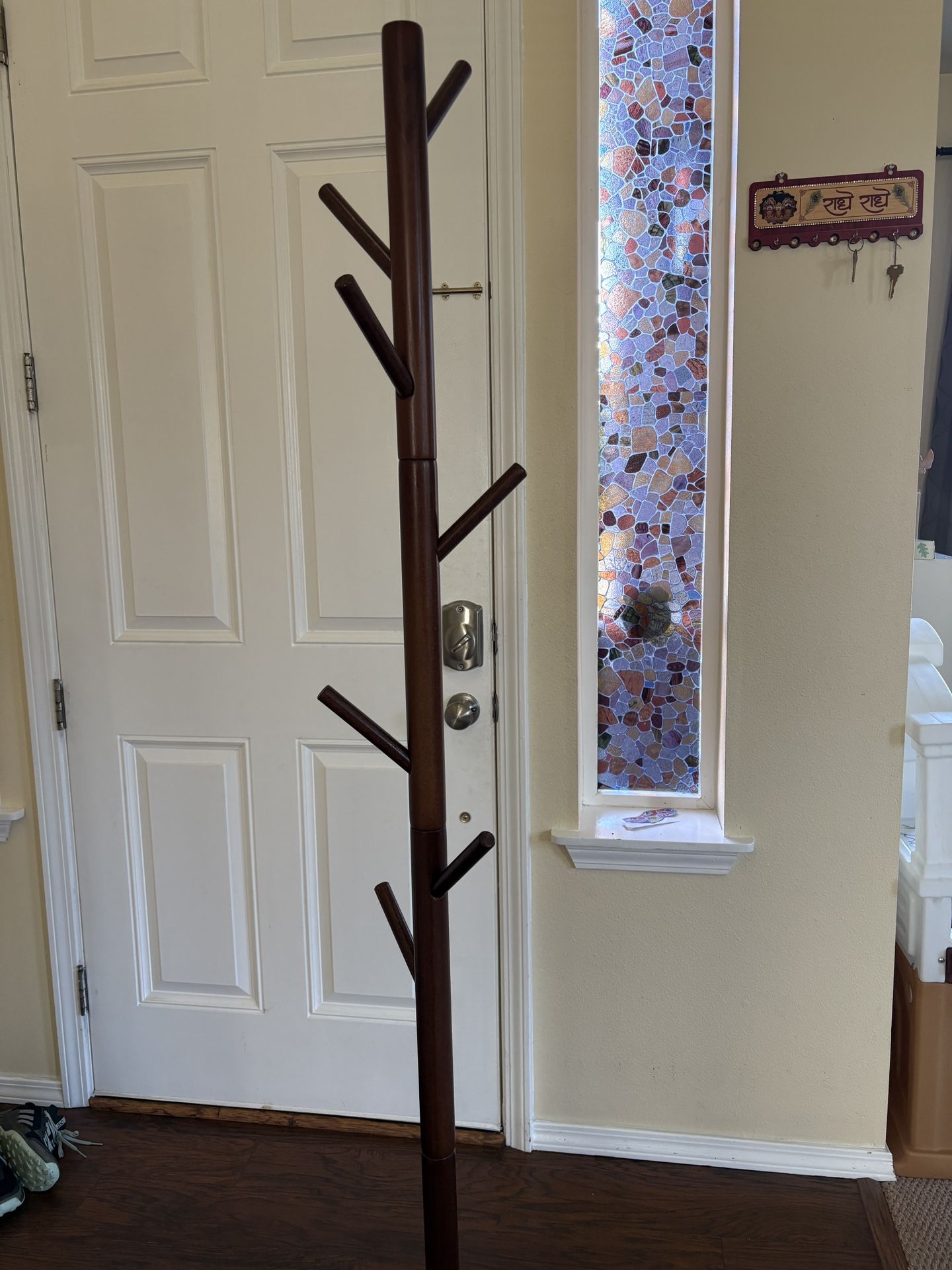 Wooden Coat Rack 