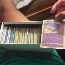 100 Pokémon Cards