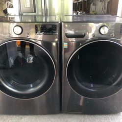 LG SET WASHER AND GAS DRYER 