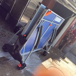 Ping-pong table
