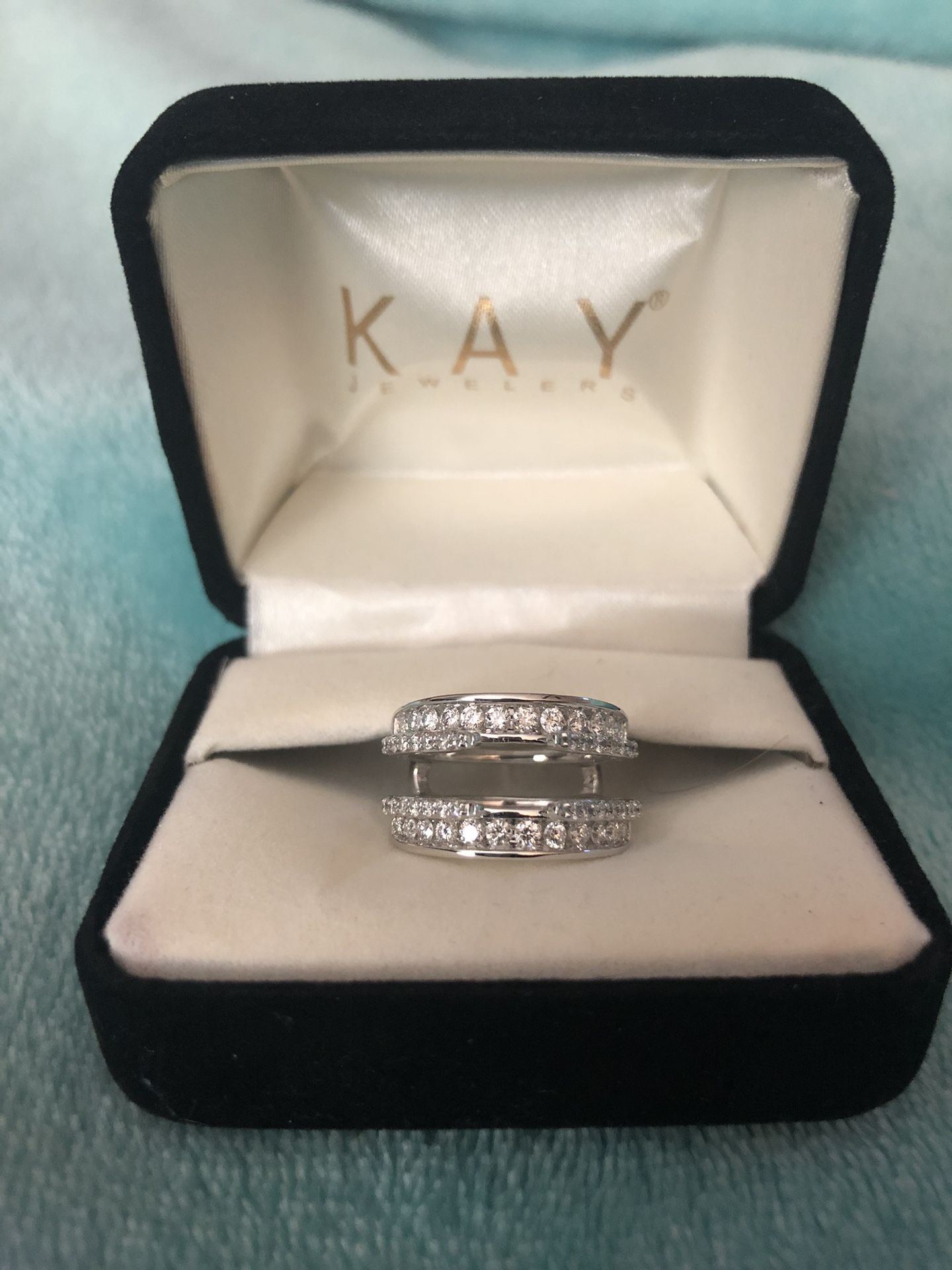 Women’s Diamond wrap/wedding band