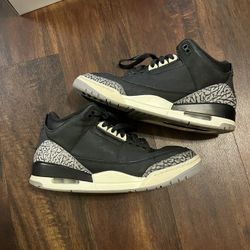 Jordan 3s Size 9 