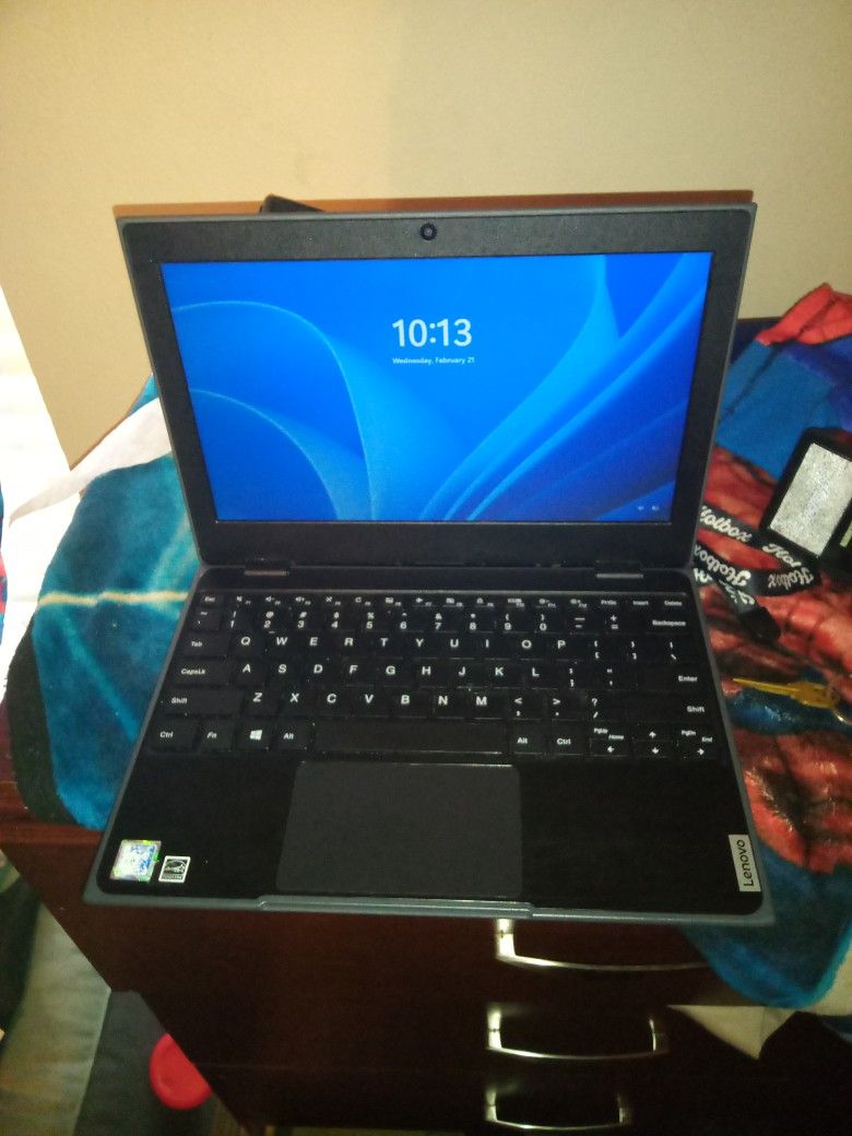 Chromebook Laptop