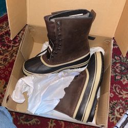 New With Tags Sorel Waterproof Boots 