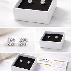 VVS1 Moissanite Stud Earrings 