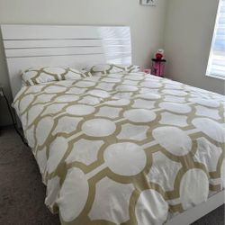 3 Pieces Neiva Bedroom Set - WHITE GLOSSY (MATTRESS INCLUDED)