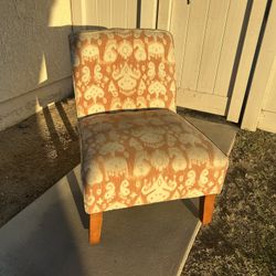 Orange & White Ikat Pattern Accent Chair (Pre-Owned) 