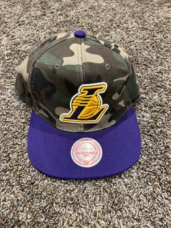Lakers Mitchell & Ness snapback (Camo)