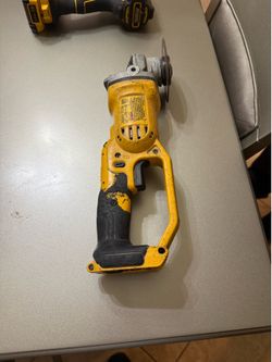 DEWALT DCG412 20V MAX angle grinder