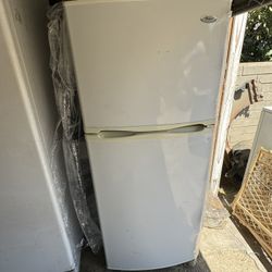 Whirlpool Refrigerator 