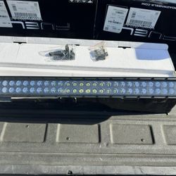 Brand New Still In Box 30” Westin B-Force LED Light Bar (Combo Beam) (Part number: WES09-12212-60C) 