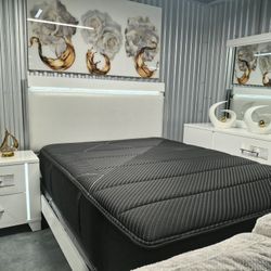 Bedroom Set Avaliable Brand New On Sale  $1299