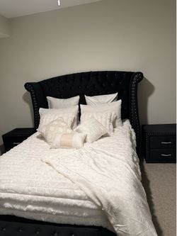 Black Bedroom Set $2000 or best price