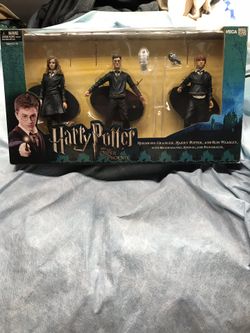 Harry Potter 3 figure set- Harry, Hermione and Ron.