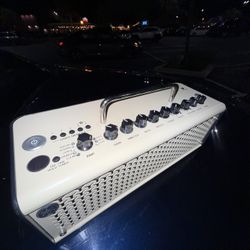  Yamaha THR10II 20W 2x3 Guitar Combo Amp Cream