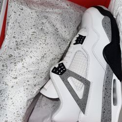 Retro 4 White Cement 