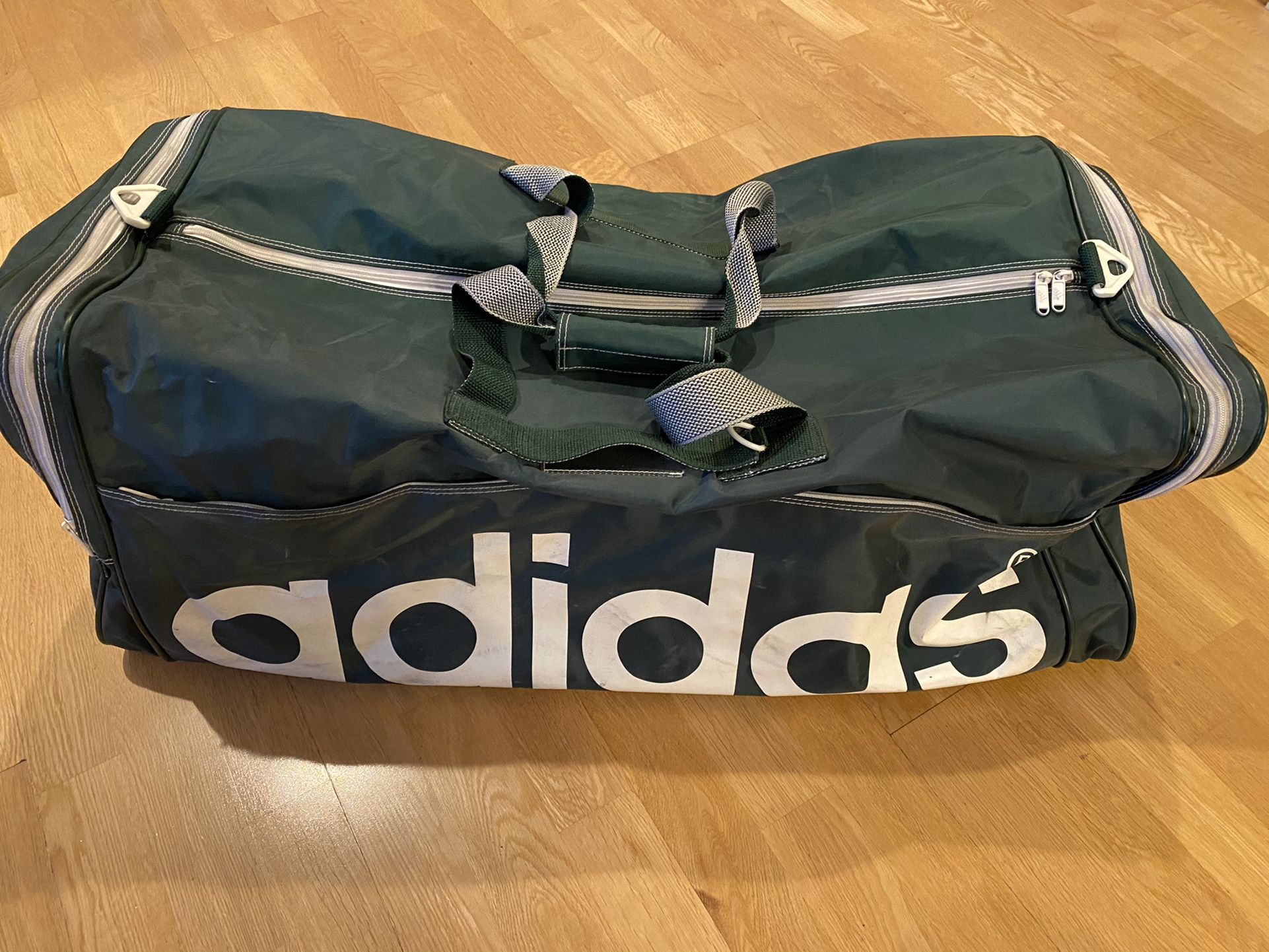 ADIDAS TRAVEL DUFFLE BAG