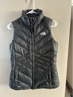 Women’s Northface  down vest