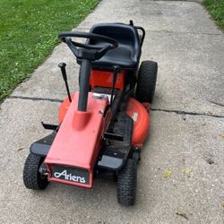 Ariens Riding Lawnmower 