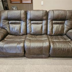 Wurstrow Triple Power Leather Sofa