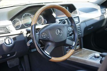 2010 Mercedes-Benz E-Class Thumbnail