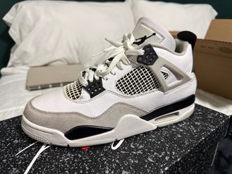 9M Jordan 4 Retro Military Black