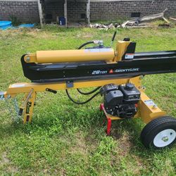 Countyline 28ton Log Splitter.