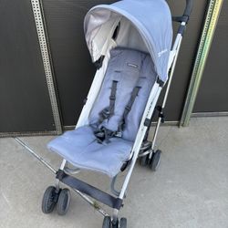 Uppababy Gluxe travel stroller