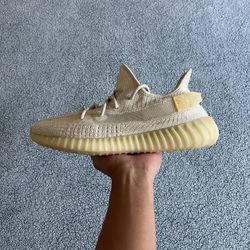 Yeezy Boost 350 V2 Light