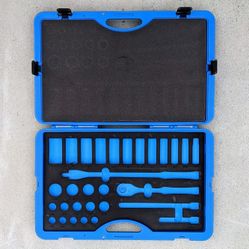 *** NO TOOLS *** empty Armstrong mechanics tool set hard plastic carry case ONLY