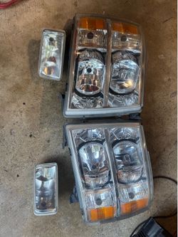 2007-2013 Chevrolet Silverado Headlight and Foglights