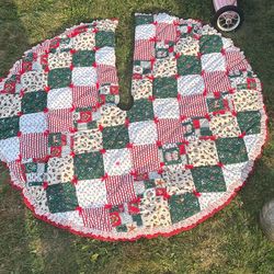 Large Christmas Tree Skirt 