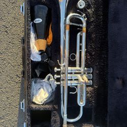Yamaha YTR 4335 intermediate trumpet