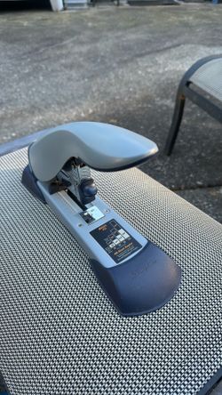 Swingline Heavy Duty Stapler