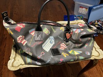 Dooney & Bourke Large Beach bag Or Travel Bag