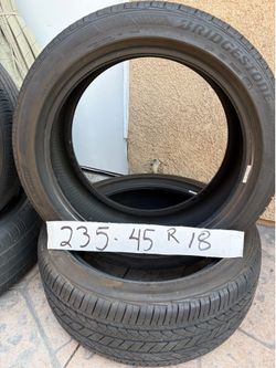 235 40r19 set a four tires