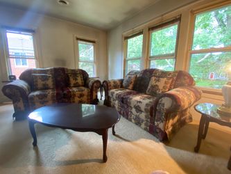 Living room furniture set