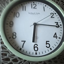 Clock Works Fine pick up near https://offerup.co/faYXKzQFnY?$deeplink_path=/redirect/ ave and peoria