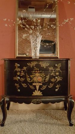 Gorgeous painted 3 drawer French Provincial chest