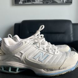 NEW BALANCE 804 TENNIS WHITE LEATHER POWDER BLUE | Women 7.5
