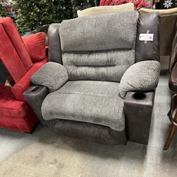 Gray Oversize Recliner Chair (in Store)