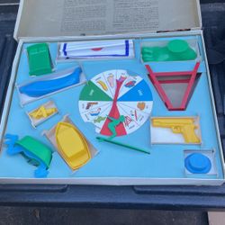 1968 Board Game Pull The Rug Out