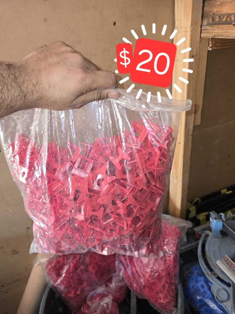 Leveling Spacers. Anclas Para Nivelar Tile