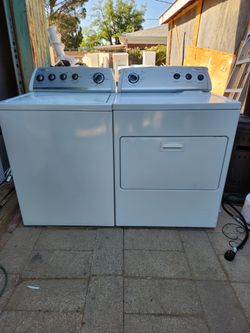 Whirlpool Set Washing Machine And Electric Dryer Good Conditions Works Well