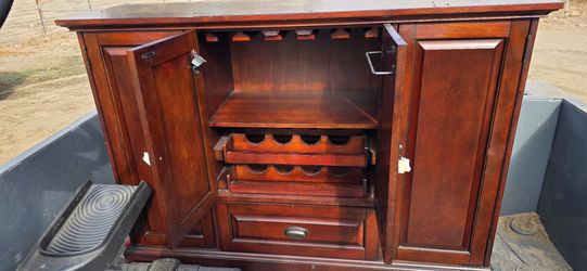 Furniture for wines and glasses (wine Rack) 