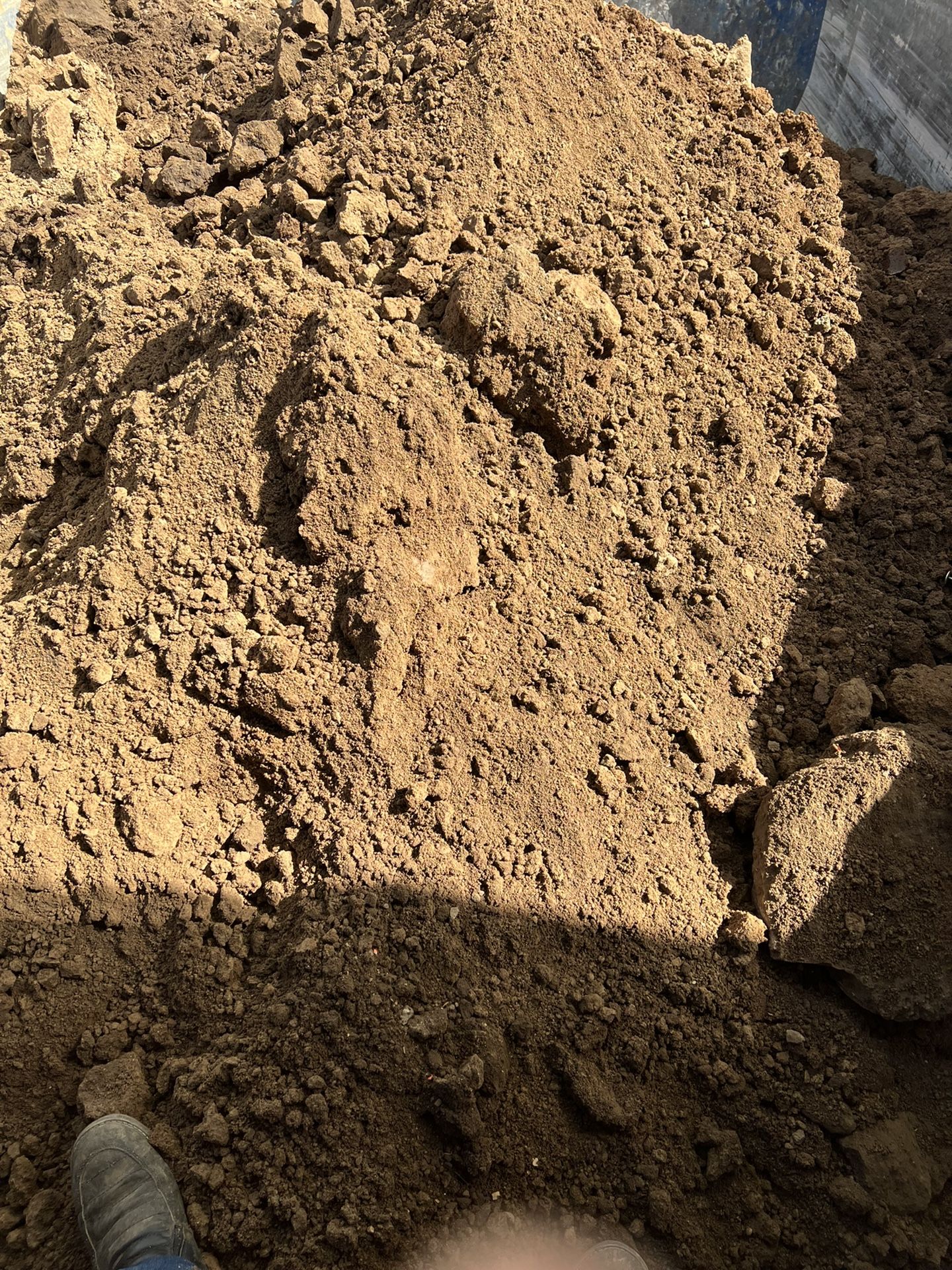 Free Free Clean Dirt  We Delivery   Los Ángeles area 
