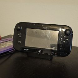 Wii U With Games Pro Remote 