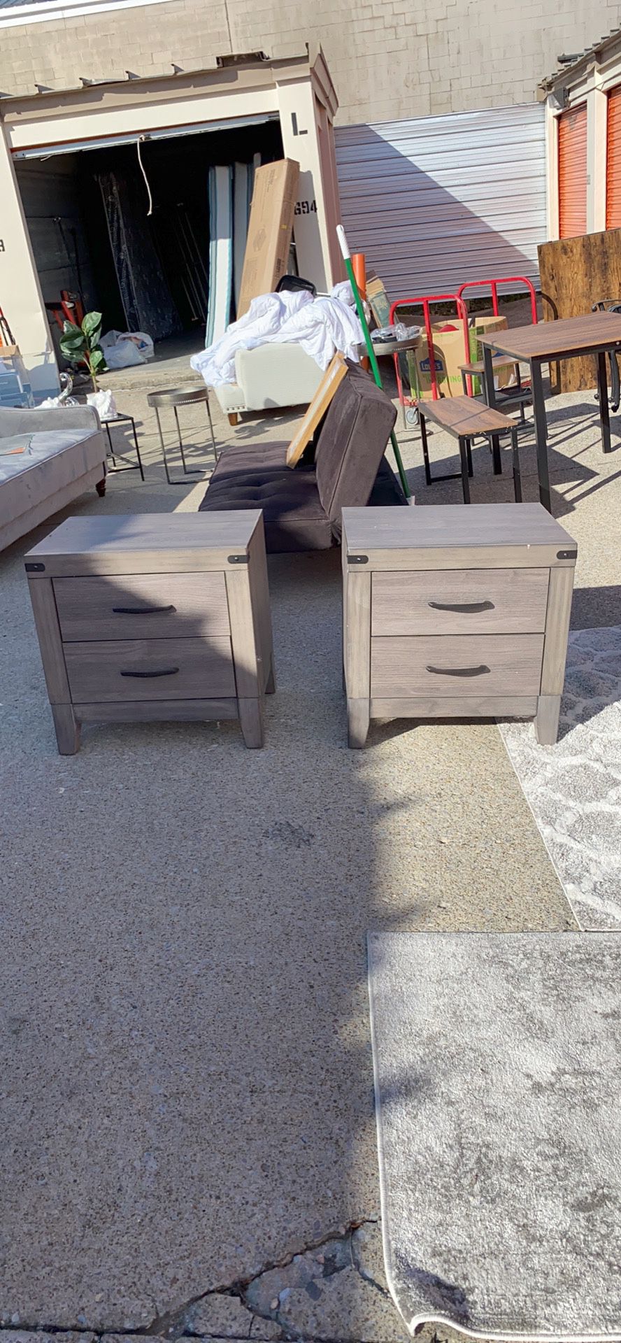 TWO BROWN NIGHTSTAND HIGH QUALITY $40 EACH