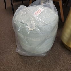 Pouf 40.00ea